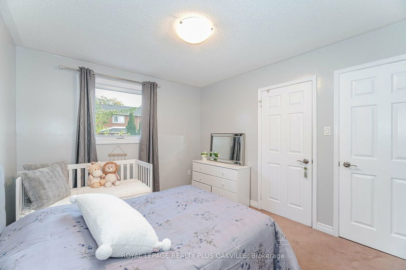 2128 Wincanton Cres  Mississauga, L5M 3E1 | Image 28