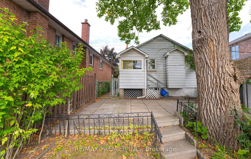 223 John St  Toronto, M9N 1K1 | Image 16