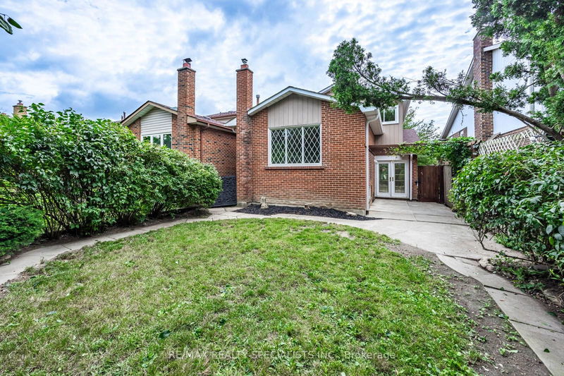 30 Winterfold Dr  Brampton, L6V 3T2 | Image 34