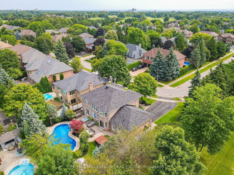 1050 Masters Green   Oakville, L6M 2P1 | Image 38