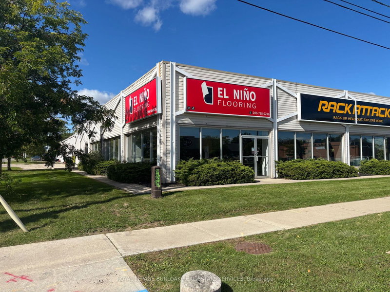 1 - 2279 Fairview St, Burlington, L7R 2E3 | Image 2