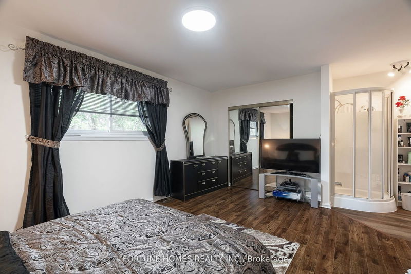 29 Doncaster Dr  Brampton, L6T 1S8 | Image 27