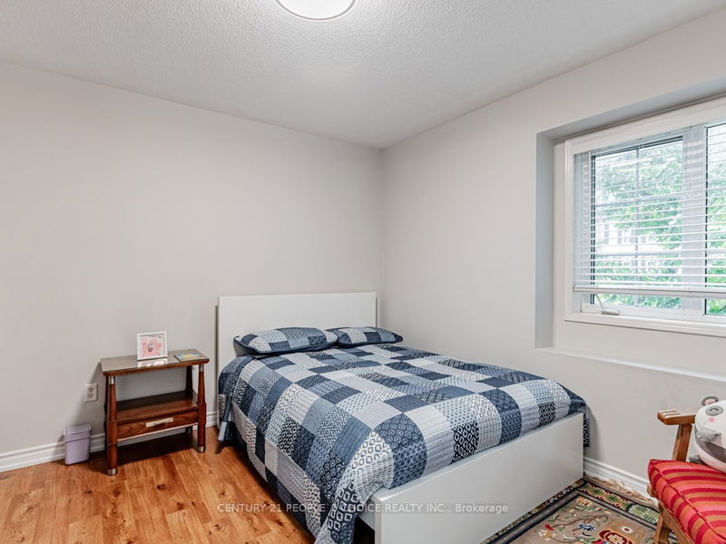 57 Pioneer Ave  Toronto, M6M 5H5 | Image 22