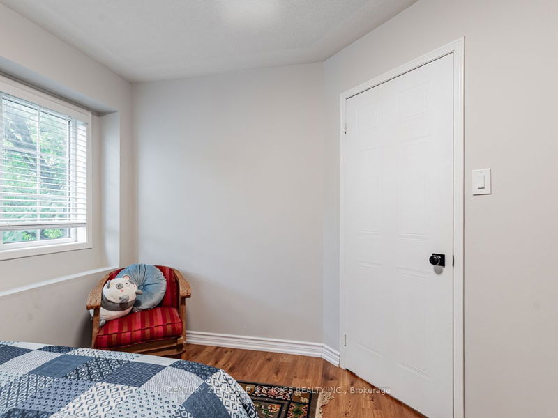 57 Pioneer Ave  Toronto, M6M 5H5 | Image 23