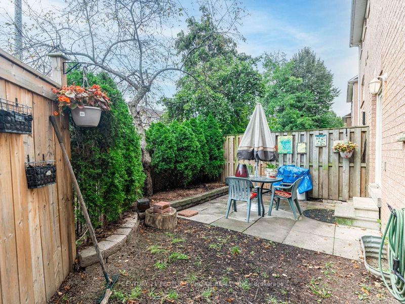 57 Pioneer Ave  Toronto, M6M 5H5 | Image 33