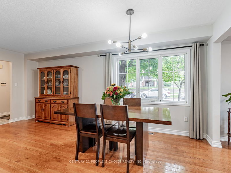 57 Pioneer Ave  Toronto, M6M 5H5 | Image 6