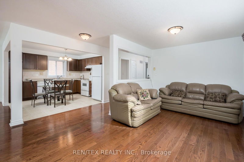 105 Eastbrook Way  Brampton, L6P 0Z9 | Image 4