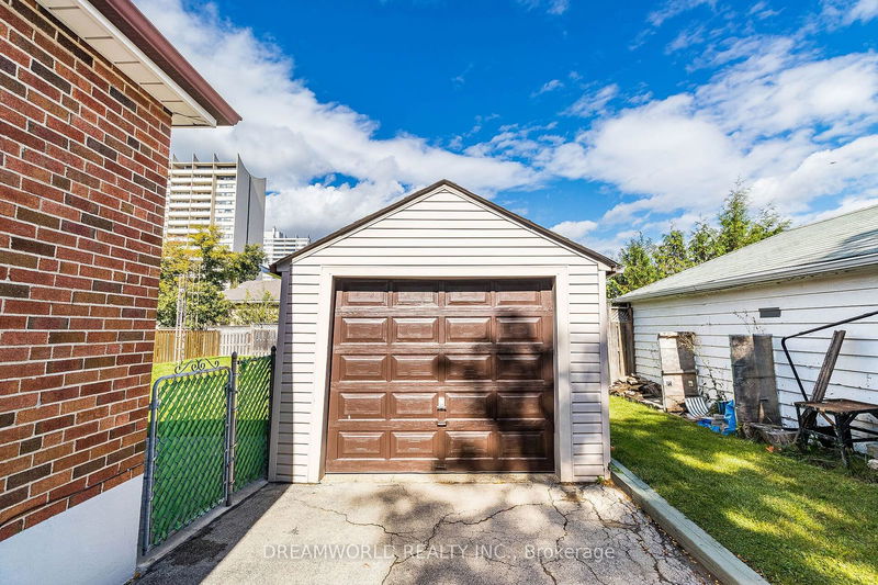 4 Nagel Rd  Toronto, M3M 1X8 | Image 23