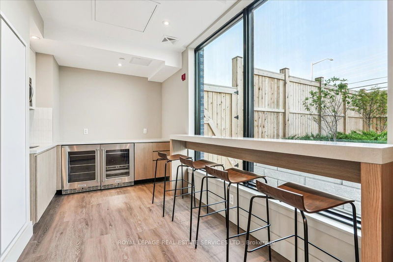  202 - 1440 Clarriage Crt  Milton, L9T 2X5 | Image 25