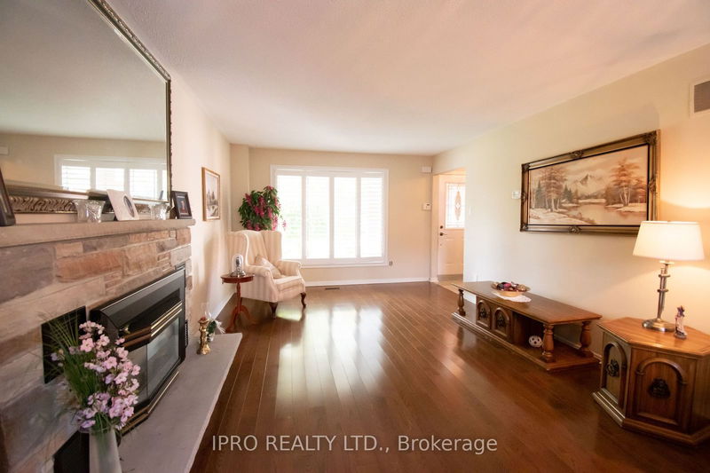 646 Bookham Cres  Mississauga, L4Z 1T9 | Image 26