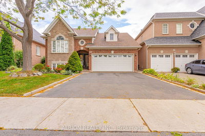 30 Rushbrook Dr  Brampton, L6P 1E4 | Image 1