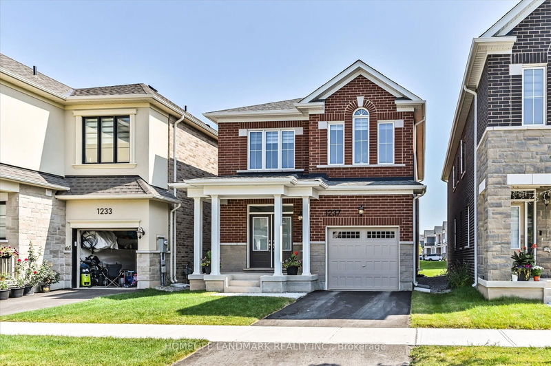 1237 Muskoka Hts  Milton, L9E 1Y6 | Image 2