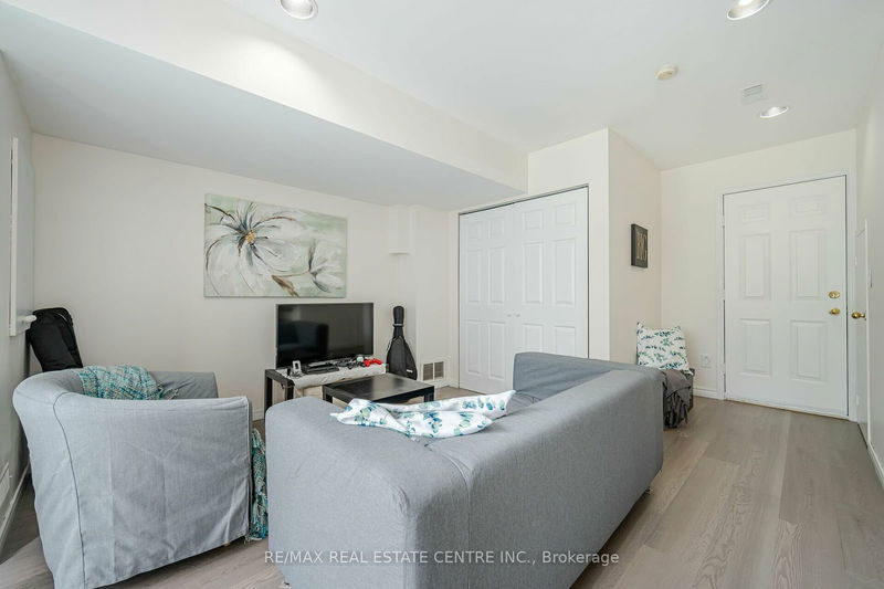  56 - 5030 Heatherleigh Ave  Mississauga, L5V 2G7 | Image 29