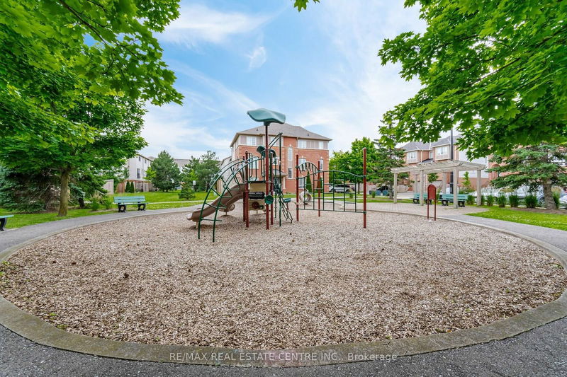  56 - 5030 Heatherleigh Ave  Mississauga, L5V 2G7 | Image 39