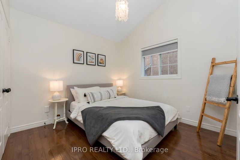 37 Summer Valley Dr  Brampton, L6Z 4V3 | Image 24