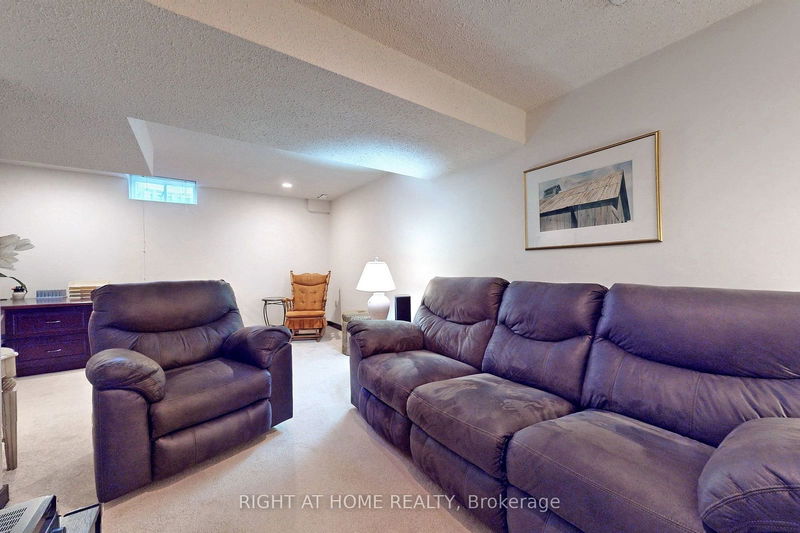 117 Lent Cres  Brampton, L6Y 5E6 | Image 33