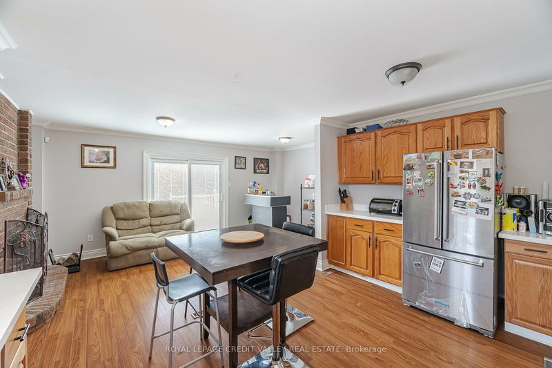 83 Fairglen Ave  Brampton, L6X 1K7 | Image 13