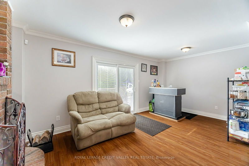 83 Fairglen Ave  Brampton, L6X 1K7 | Image 15