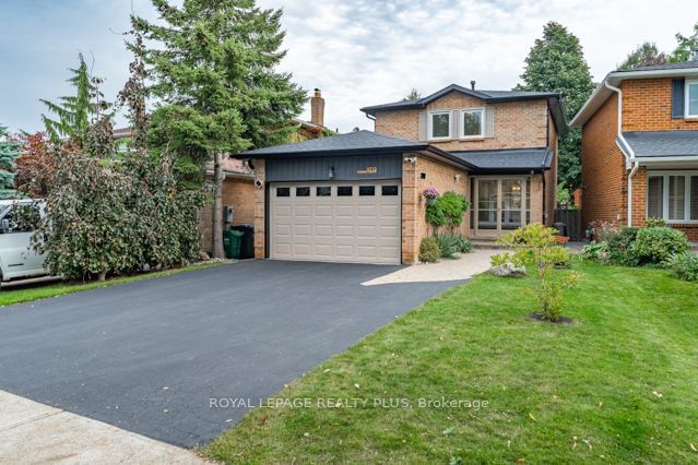 5713 Turney Dr  Mississauga, L5M 2P7 | Image 2