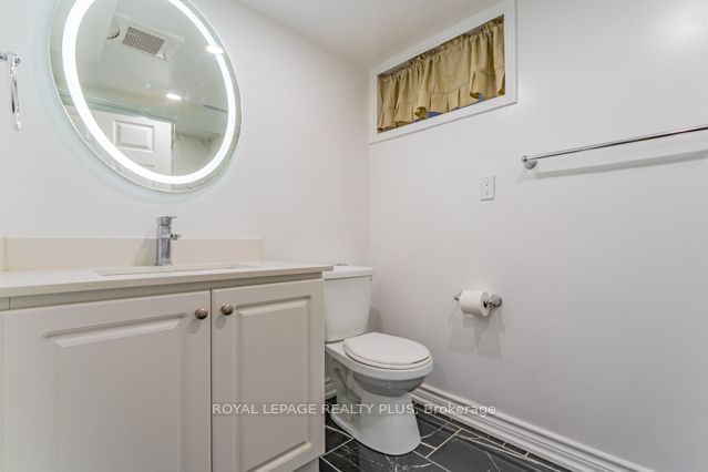 5713 Turney Dr  Mississauga, L5M 2P7 | Image 30