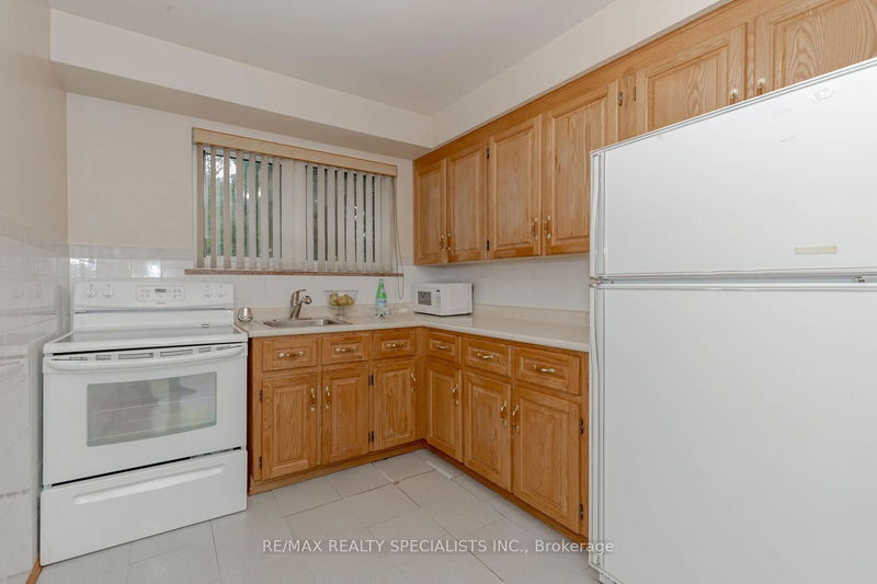 98 Vista Blvd  Mississauga, L5M 1V9 | Image 13