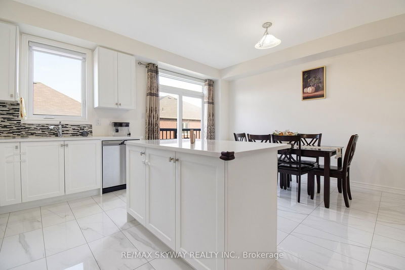 49 Stewardship Rd  Brampton, L7A 4E9 | Image 16