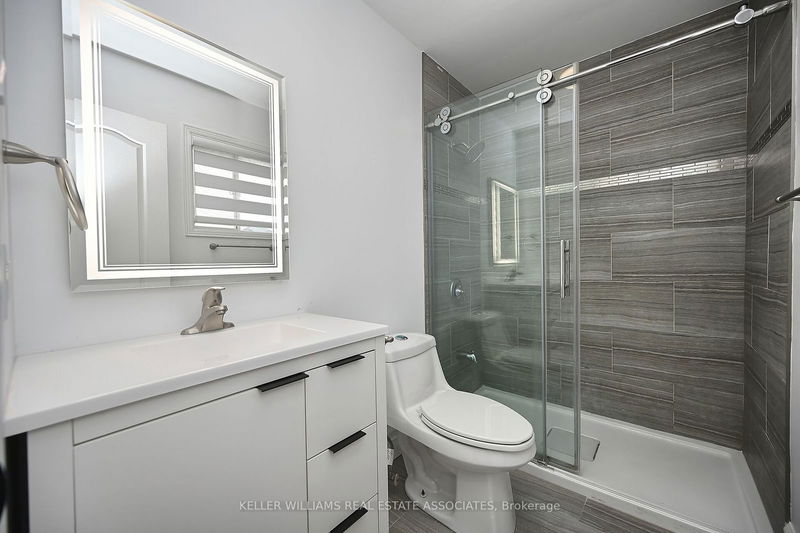 3845 Althorpe Circ  Mississauga, L5N 7G5 | Image 23