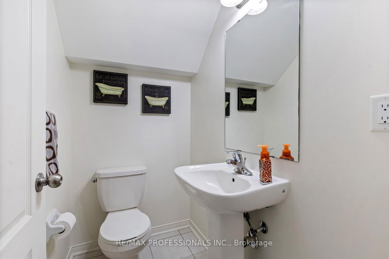  5 - 3070 Thomas St  Mississauga, L5M 0T2 | Image 12