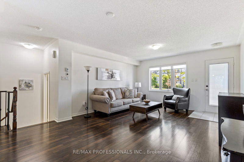  5 - 3070 Thomas St  Mississauga, L5M 0T2 | Image 2