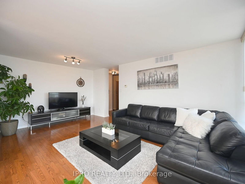 1507 - 1360 Rathburn Rd E, Mississauga, L4W 4H4 | Image 3