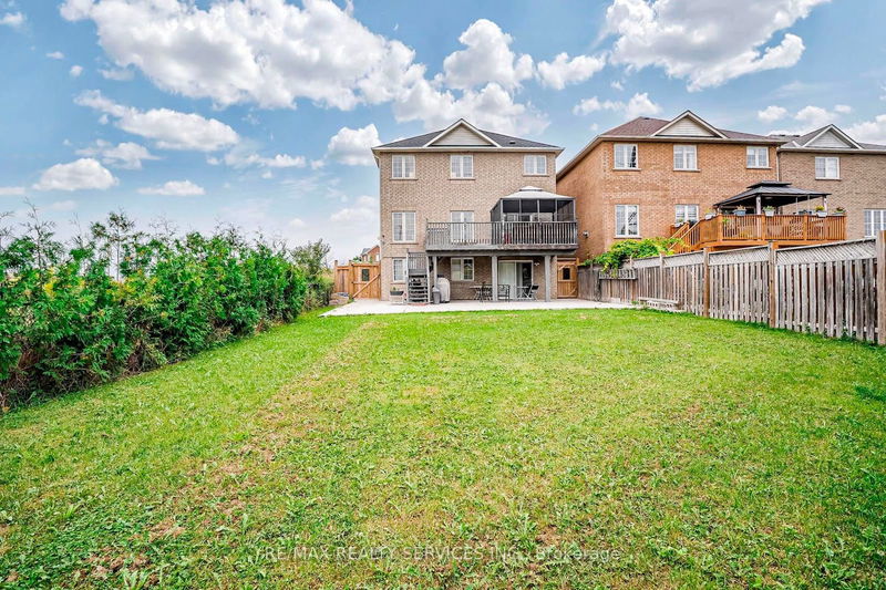 15 Roundstone Dr  Brampton, L6X 0K7 | Image 37