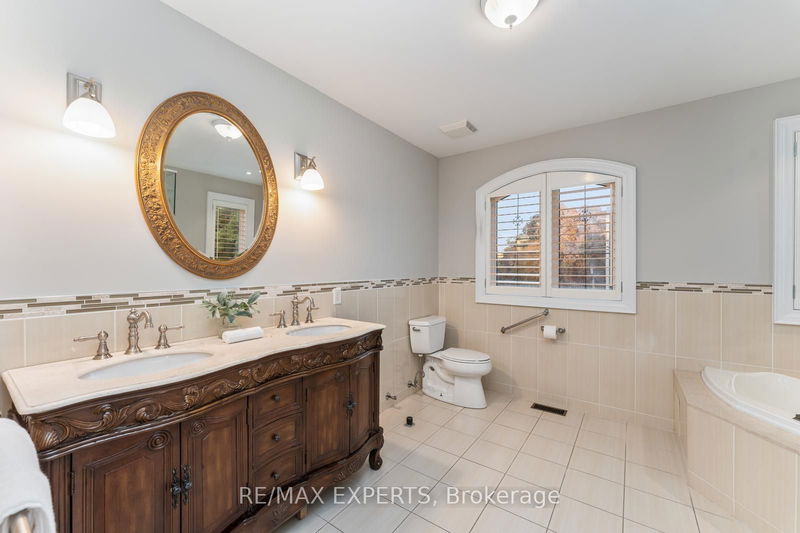 16 Windsor Rd  Toronto, M9R 3G1 | Image 20