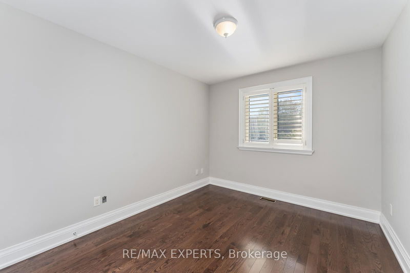 16 Windsor Rd  Toronto, M9R 3G1 | Image 22