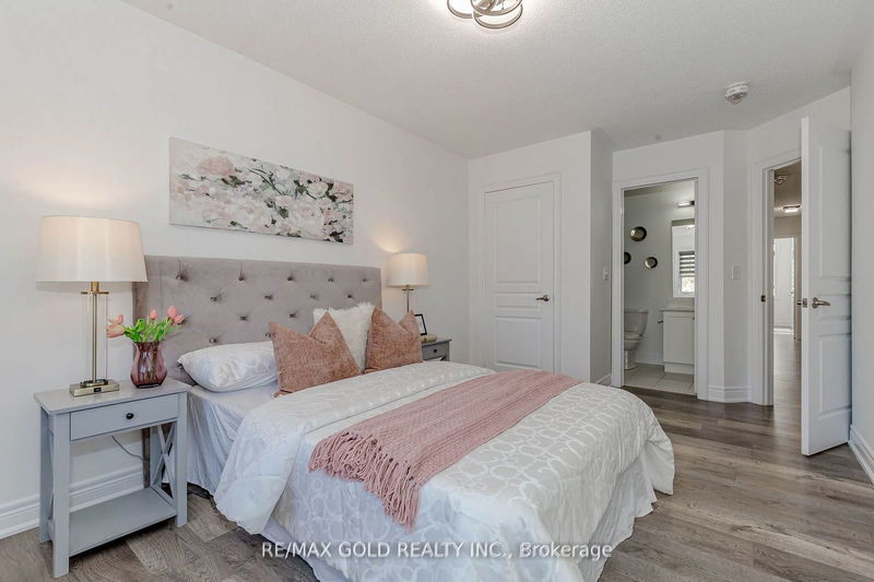 3485 Fourth Line  Oakville, L6M 1N8 | Image 21