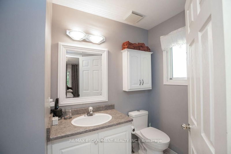 1084 Clearview Ave  Burlington, L7T 2J1 | Image 20