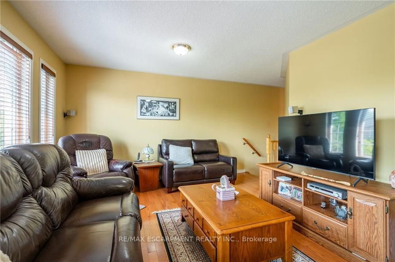 1785 Creek Way  Burlington, L7L 6R2 | Image 14