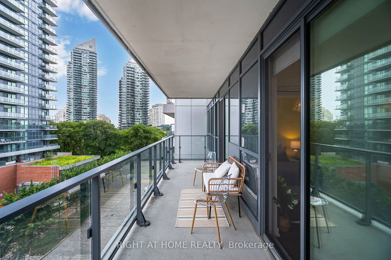  528 - 10 Park Lawn Rd  Toronto, M8V 0H9 | Image 27