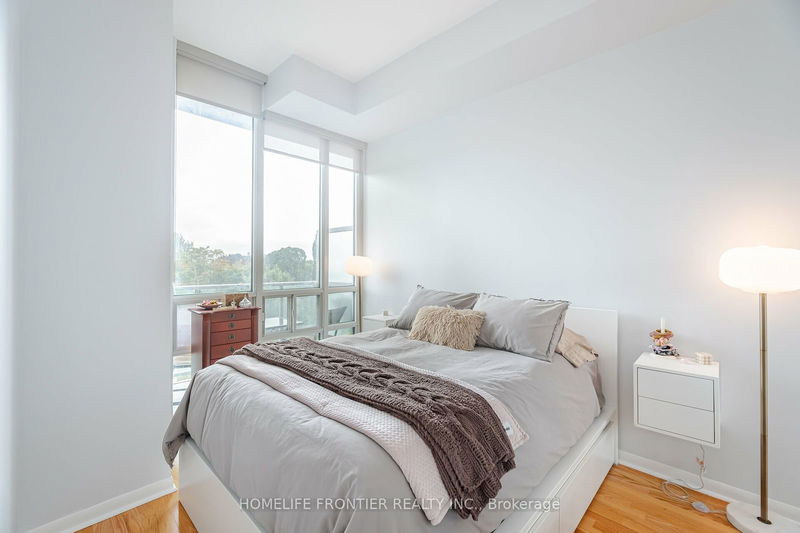  519 - 3391 Bloor St W Toronto, M8X 1G3 | Image 13