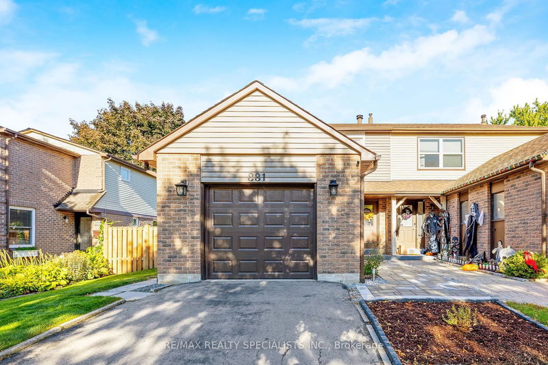 881 LAURIER Ave  Milton, L9T 4H4 | Image 1