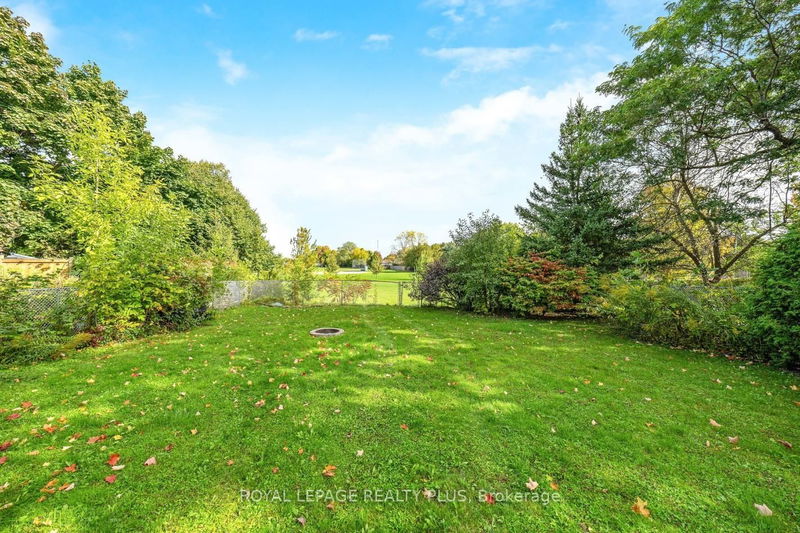 349 Delrex Blvd  Halton Hills, L7G 4H6 | Image 33