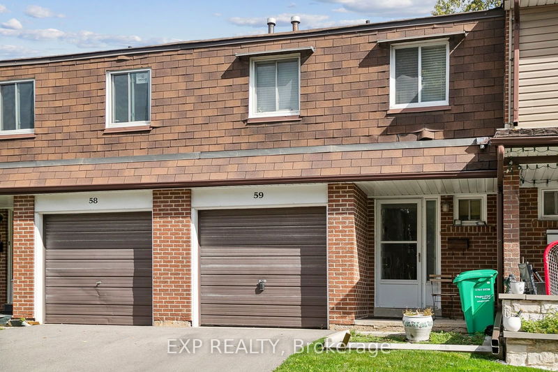  59 - 3025 Cedarglen Gate  Mississauga, L5C 2V7 | Image 2