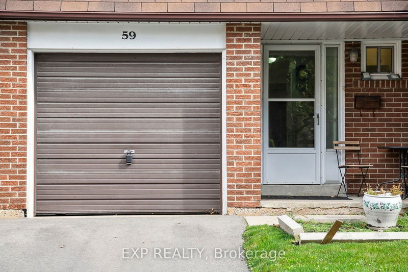  59 - 3025 Cedarglen Gate  Mississauga, L5C 2V7 | Image 3