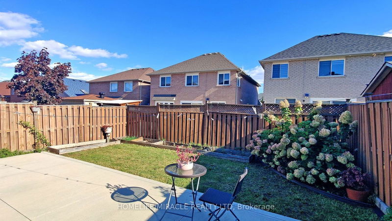 93 Narrow Valley Cres  Brampton, L6R 2M4 | Image 38