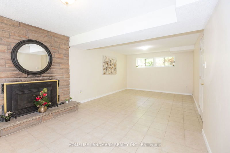 3337 Rhonda Valy  Mississauga, L5A 3G2 | Image 26