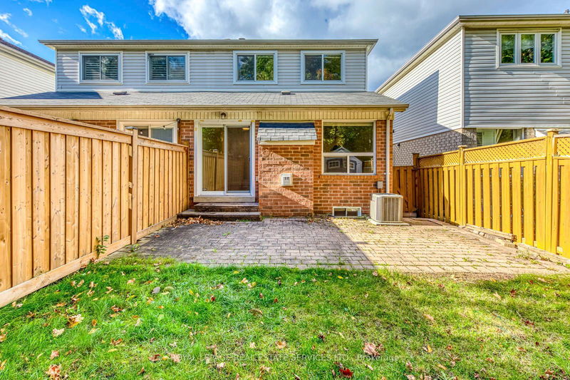 2888 Westbury Crt  Mississauga, L5M 6B3 | Image 40