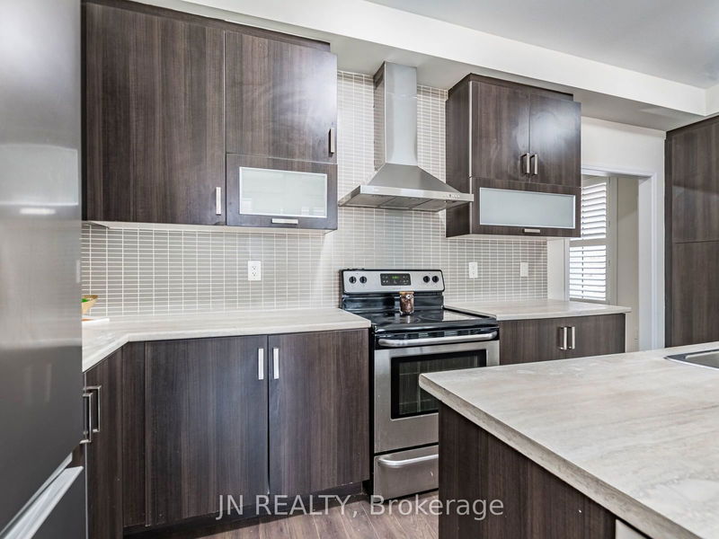 21 BAFFIN Cres  Brampton, L7A 4K7 | Image 10