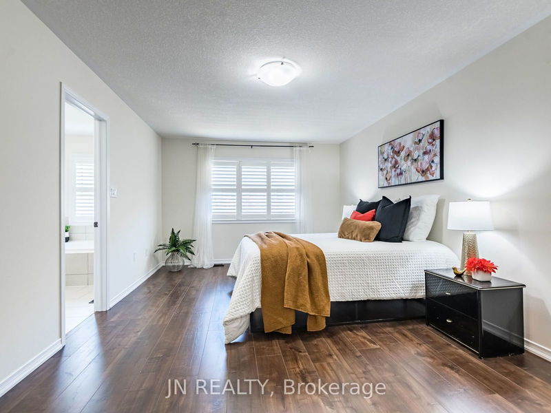 21 BAFFIN Cres  Brampton, L7A 4K7 | Image 18