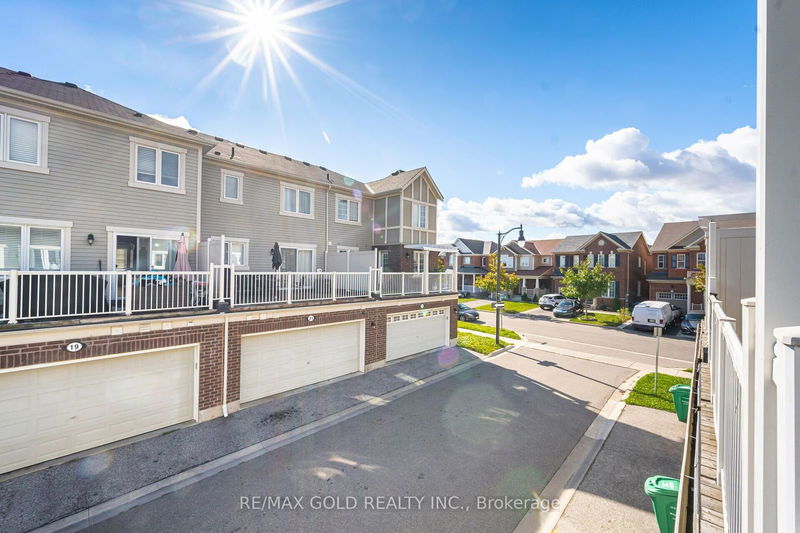 19 Billiter Rd  Brampton, L7A 4G8 | Image 14