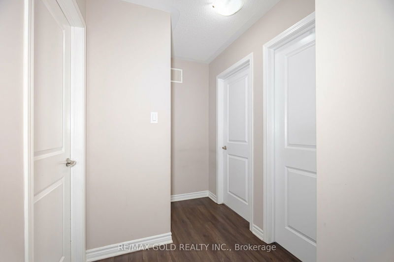 19 Billiter Rd  Brampton, L7A 4G8 | Image 20