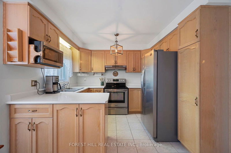 44 Jellicoe Ave  Toronto, M8W 1W1 | Image 11